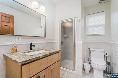 566 Teaneck Road, Teaneck Township, NJ 07666 - Photo 27