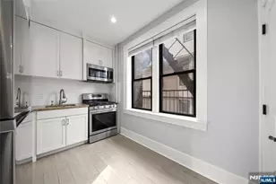 553 Undercliff Ave 5, Edgewater, NJ 07020 - Photo 7