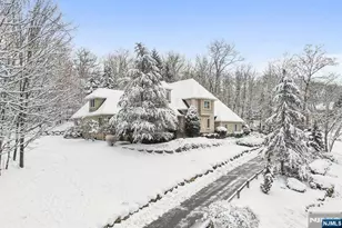 84 Walsh Dr, Mahwah, NJ 07430 - Photo 43