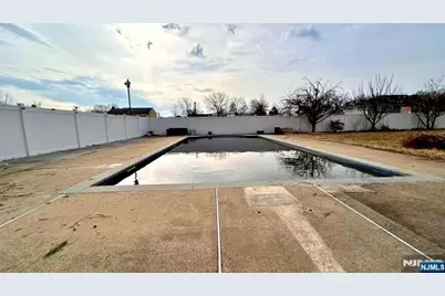 1355 Jefferson Avenue, Rahway, NJ 07065 - Photo 33