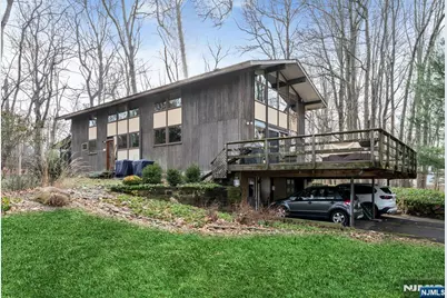 155 Hickory Lane, Closter, NJ 07624 - Photo 33