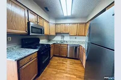 34 Colleen Court 34 #34, South Brunswick Township, NJ OTHER - Photo 3