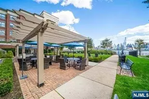 24 Ave At Port Imperial 331, West New York, NJ 07093 - Photo 31