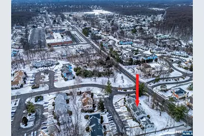 304 Maplecrest Road 304 #304, Edison, NJ 08820 - Photo 7