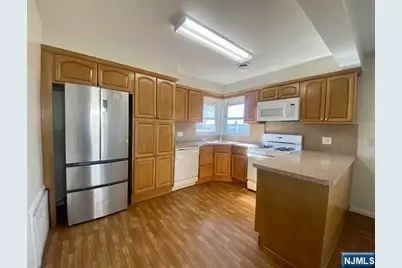 61 Bayliss Street 2 #2, North Arlington, NJ 07031 - Photo 7