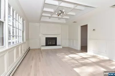 582 Eder Avenue, Wyckoff Township, NJ 07481 - Photo 7