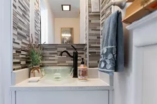 10 Trinity Pl, Kearny, NJ 07032 - Photo 15