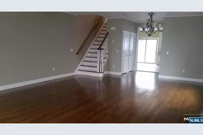 383 Washington Avenue, Cliffside Park, NJ 07010 - Photo 3