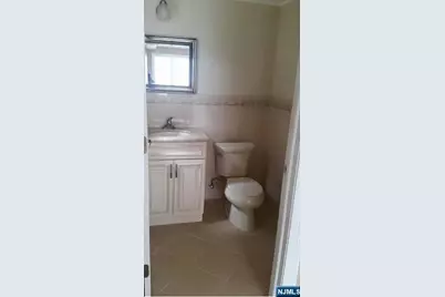 383 Washington Avenue, Cliffside Park, NJ 07010 - Photo 17