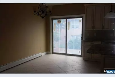 383 Washington Avenue, Cliffside Park, NJ 07010 - Photo 7