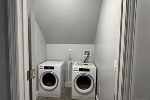 327 Maple Ave 3, East Orange, NJ 07017 - Photo 3