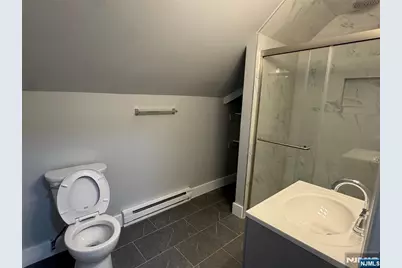 327 Maple Avenue 3 #3, East Orange, NJ 07017 - Photo 7