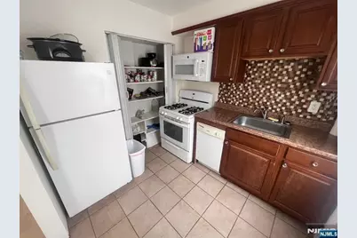 [Address not provided], Lyndhurst Township, NJ 07071 - Photo 5