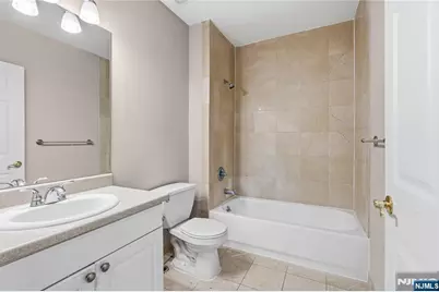 905 River Road 200 #200, Edgewater, NJ 07020 - Photo 15