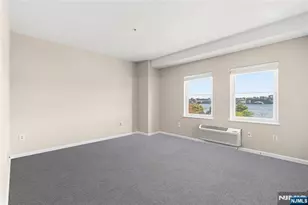 905 River Road 200, Edgewater, NJ 07020 - Photo 9