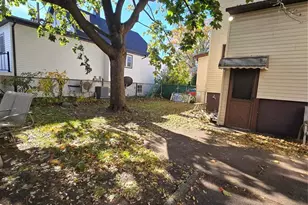 381 Mola Blvd, Elmwood Park, NJ 07407 - Photo 9