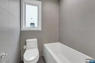 714 Undercliff Ave 714, Edgewater, NJ 07020 - Photo 33