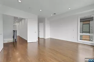 716 Undercliff Ave 716, Edgewater, NJ 07020 - Photo 21