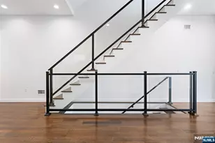 716 Undercliff Ave 716, Edgewater, NJ 07020 - Photo 45