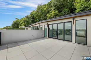 716 Undercliff Ave 716, Edgewater, NJ 07020 - Photo 41