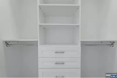 720 Undercliff Avenue, Edgewater, NJ 07020 - Photo 23