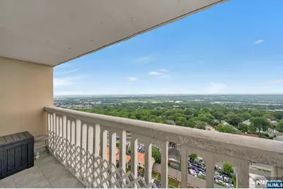 555 North Avenue 23S #23S, Fort Lee, NJ 07024 - Photo 21