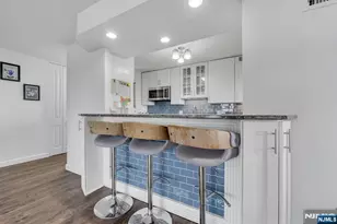 555 North Ave 23S, Fort Lee, NJ 07024 - Photo 11