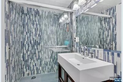 555 North Avenue 23S #23S, Fort Lee, NJ 07024 - Photo 15