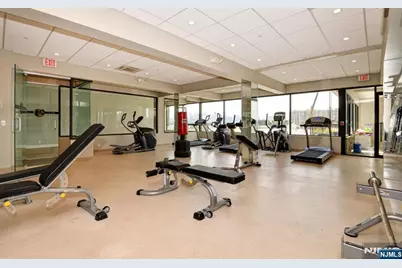 9 Somerset Lane 501 #501, Edgewater, NJ 07020 - Photo 29