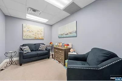 53-55 E Ridgewood Avenue, Ridgewood, NJ 07450 - Photo 23