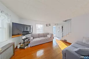 207 Lafayette Ave, Lyndhurst Township, NJ 07071 - Photo 19