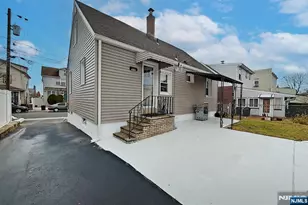 207 Lafayette Ave, Lyndhurst Township, NJ 07071 - Photo 7