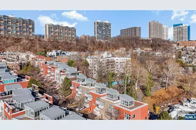 9 Vela Way, Edgewater, NJ 07020 - Photo 33