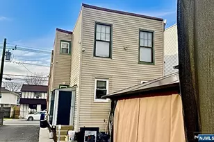 20 Lake St, Belleville, NJ 07109 - Photo 5