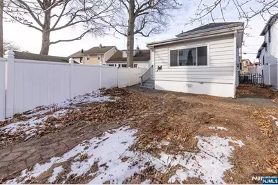 34 Kearney, Lyndhurst Township, NJ 07071 - Photo 29