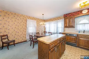 340 Northwood Way, Palisades Park, NJ 07650 - Photo 7