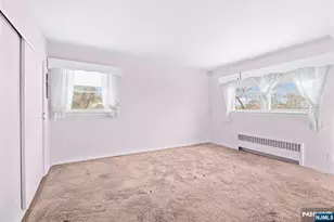 427 Andre Ave, Northvale, NJ 07647 - Photo 9