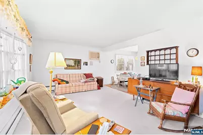 427 Andre Avenue, Northvale, NJ 07647 - Photo 3