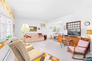 427 Andre Ave, Northvale, NJ 07647 - Photo 3