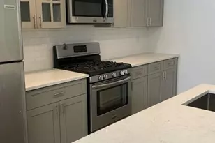 748 Mainsail Ln 748, Secaucus, NJ 07094 - Photo 5