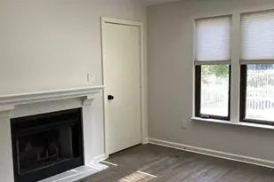 748 Mainsail Ln 748, Secaucus, NJ 07094 - Photo 9