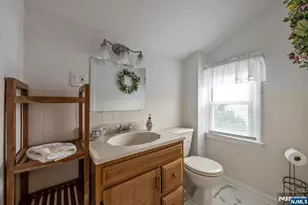 789 Briarcliff Ave, Maywood, NJ 07607 - Photo 17