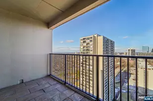 5 Horizon Road 2504, Fort Lee, NJ 07024 - Photo 17