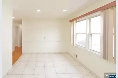 483 Hobson Avenue, Saddle Brook Township, NJ 07663 - Photo 3