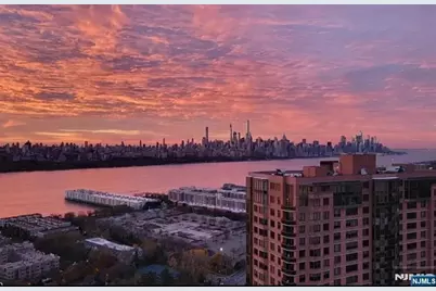 250 Gorge 28A #28A, Cliffside Park, NJ 07010 - Photo 17