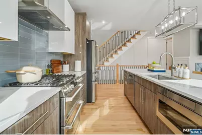 305 8th Street 2 #2, Fairview, NJ 07022 - Photo 11