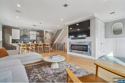 305 8th Street 2 #2, Fairview, NJ 07022 - Photo 5