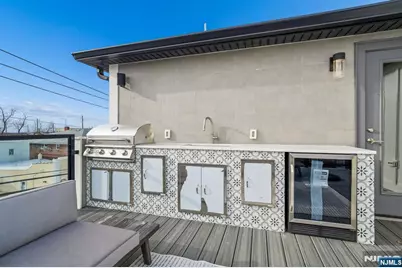 305 8th Street 2 #2, Fairview, NJ 07022 - Photo 29