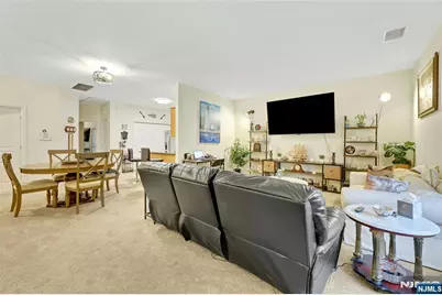 520 Victor Street 8 #8, Saddle Brook Township, NJ 07663 - Photo 7