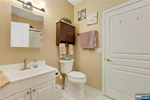 520 Victor Street 8, Saddle Brook Township, NJ 07663 - Photo 15